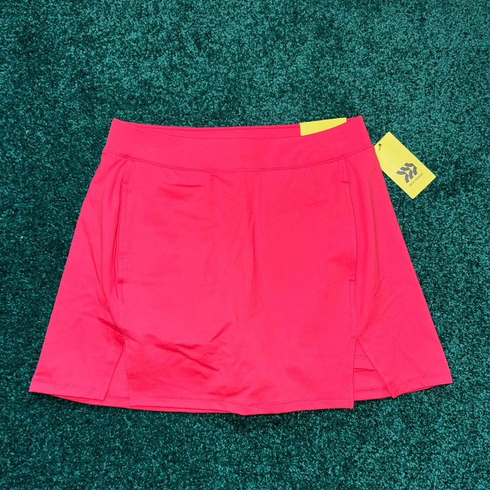 Target all in motion coral skort